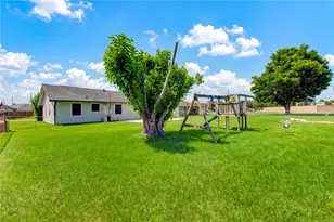 9922 Carmalee St, Houston, TX 77075 - Photo 39