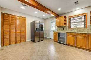 9922 Carmalee St, Houston, TX 77075 - Photo 17