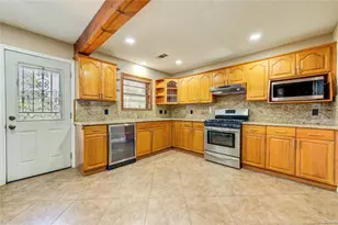 9922 Carmalee St, Houston, TX 77075 - Photo 15