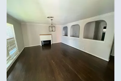 11410 Ashcroft Drive, Houston, TX 77035 - Photo 3