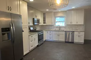 11410 Ashcroft Dr, Houston, TX 77035 - Photo 11