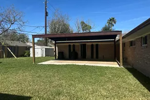 11410 Ashcroft Dr, Houston, TX 77035 - Photo 25