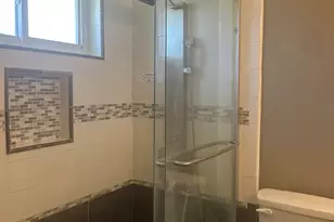 11410 Ashcroft Dr, Houston, TX 77035 - Photo 23