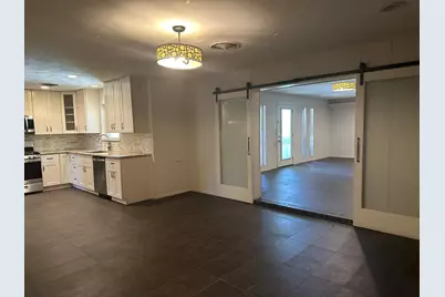 11410 Ashcroft Drive, Houston, TX 77035 - Photo 13