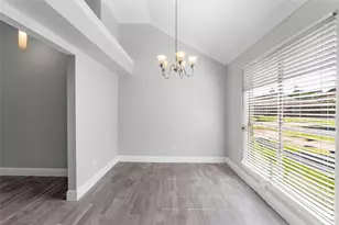 11710 Seawood Dr, Houston, TX 77089 - Photo 9