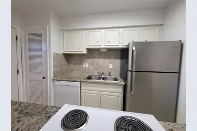 1433 Cedar Post Lane #25, Houston, TX 77055 - Photo 15