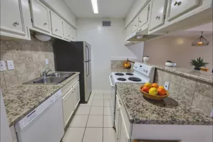1433 Cedar Post Ln, Houston, TX 77055 - Photo 7