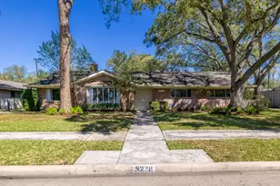 5238 Loch Lomond Dr, Houston, TX 77096 - Photo 29