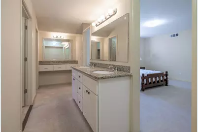 5238 Loch Lomond Drive, Houston, TX 77096 - Photo 15