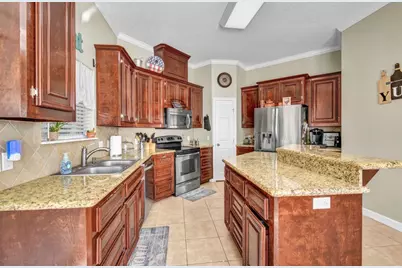 714 Moore Street, Richwood, TX 77566 - Photo 5