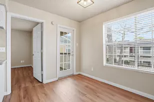 2750 Holly Hall St, Houston, TX 77054 - Photo 15