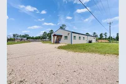 11395 Fm 2432 Road, Willis, TX 77378 - Photo 23