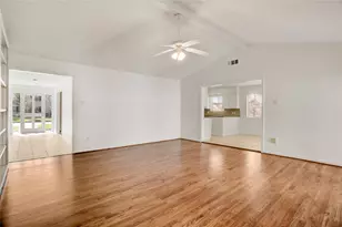 14506 Carolcrest Dr, Houston, TX 77079 - Photo 7