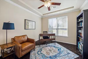 17931 Creek Bluff Ln, Cypress, TX 77433 - Photo 5