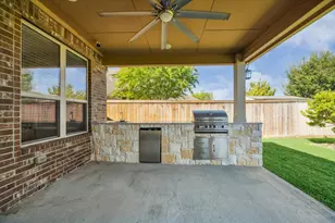 17931 Creek Bluff Ln, Cypress, TX 77433 - Photo 27