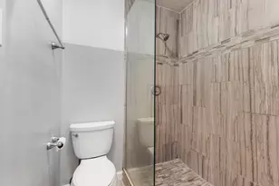 12106 Gray Oak Pl, The Woodlands, TX 77380 - Photo 19