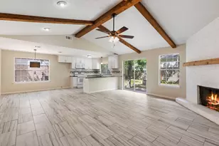 12106 Gray Oak Pl, The Woodlands, TX 77380 - Photo 7