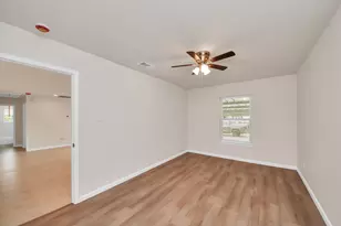 3106 Sunnydale Dr, Houston, TX 77051 - Photo 19