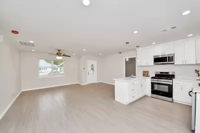 3106 Sunnydale Drive, Houston, TX 77051 - Photo 9