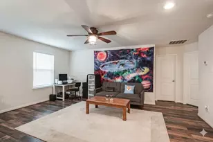 901 Jefferson Ave, Cleveland, TX 77327 - Photo 5