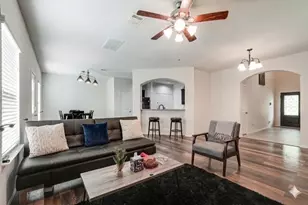 901 Jefferson Ave, Cleveland, TX 77327 - Photo 3