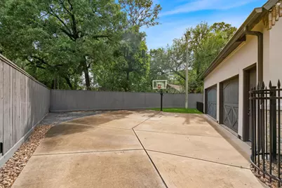 21 Carolane Trail, Houston, TX 77024 - Photo 41