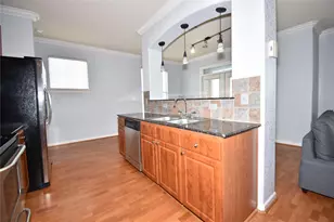 1711 Old Spanish Trl, Houston, TX 77054 - Photo 9
