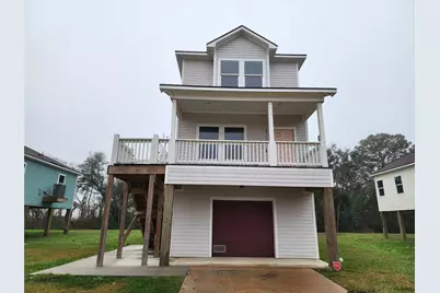 6202 Lacey Oak Drive, Hitchcock, TX 77563 - Photo 1