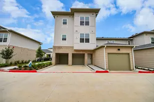 2002 Spring Stuebner, Spring, TX 77389 - Photo 3