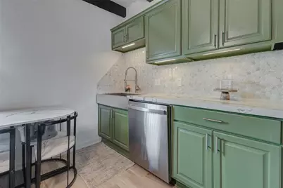 4815 Edfield Street, Houston, TX 77033 - Photo 9