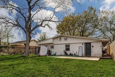 4815 Edfield Street, Houston, TX 77033 - Photo 17