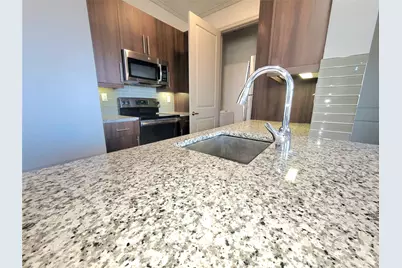 1800 St Joseph Parkway #528, Houston, TX 77003 - Photo 1