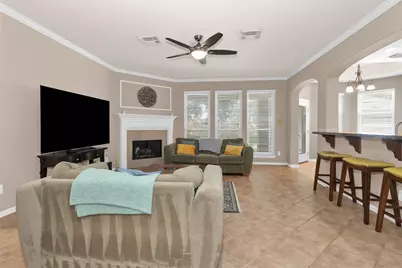 138 S Evangeline Oaks Circle, The Woodlands, TX 77384 - Photo 13