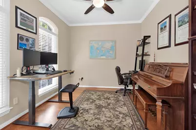 138 S Evangeline Oaks Circle, The Woodlands, TX 77384 - Photo 9