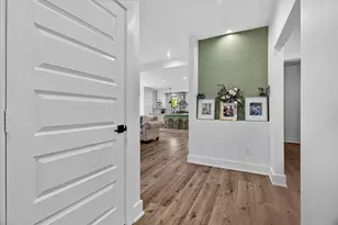 502 S Carroll St, La Porte, TX 77571 - Photo 3