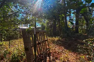 1405 May Dr, Onalaska, TX 77360 - Photo 23