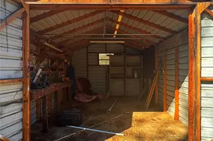 1405 May Dr, Onalaska, TX 77360 - Photo 33