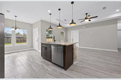 1107 Lyle W Avenue, Cleveland, TX 77327 - Photo 17