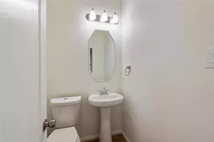 406 Forest Village Cir, La Marque, TX 77568 - Photo 9