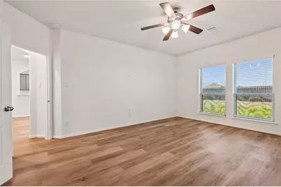 406 Forest Village Circle, La Marque, TX 77568 - Photo 11