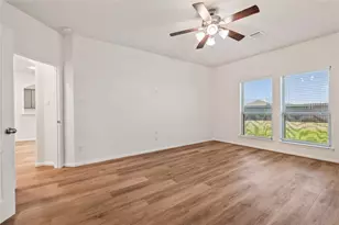 406 Forest Village Cir, La Marque, TX 77568 - Photo 11