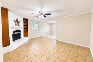 3130 Balzar Dr, Dickinson, TX 77539 - Photo 7