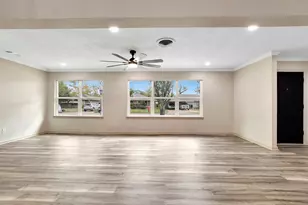 1914 Monroe Dr, Pasadena, TX 77502 - Photo 11