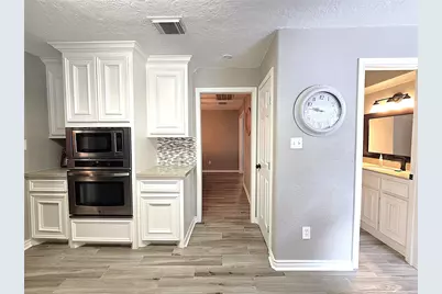 560 Brandon Road, Conroe, TX 77302 - Photo 7