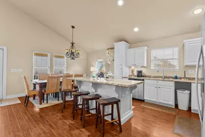 2910 Shady Lane, Crystal Beach, TX 77650 - Photo 9