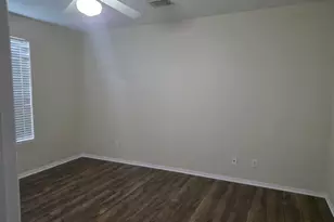 18219 Major Glen Cir, Humble, TX 77346 - Photo 5