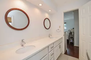 11302 Burgoyne Dr, Houston, TX 77077 - Photo 21