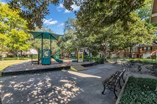 6425 Olympia Dr, Houston, TX 77057 - Photo 23