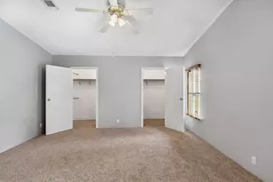5410 Carriage Trails Dr, Baytown, TX 77523 - Photo 15