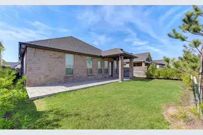 10239 Bayou Oaks Drive, Conroe, TX 77385 - Photo 15